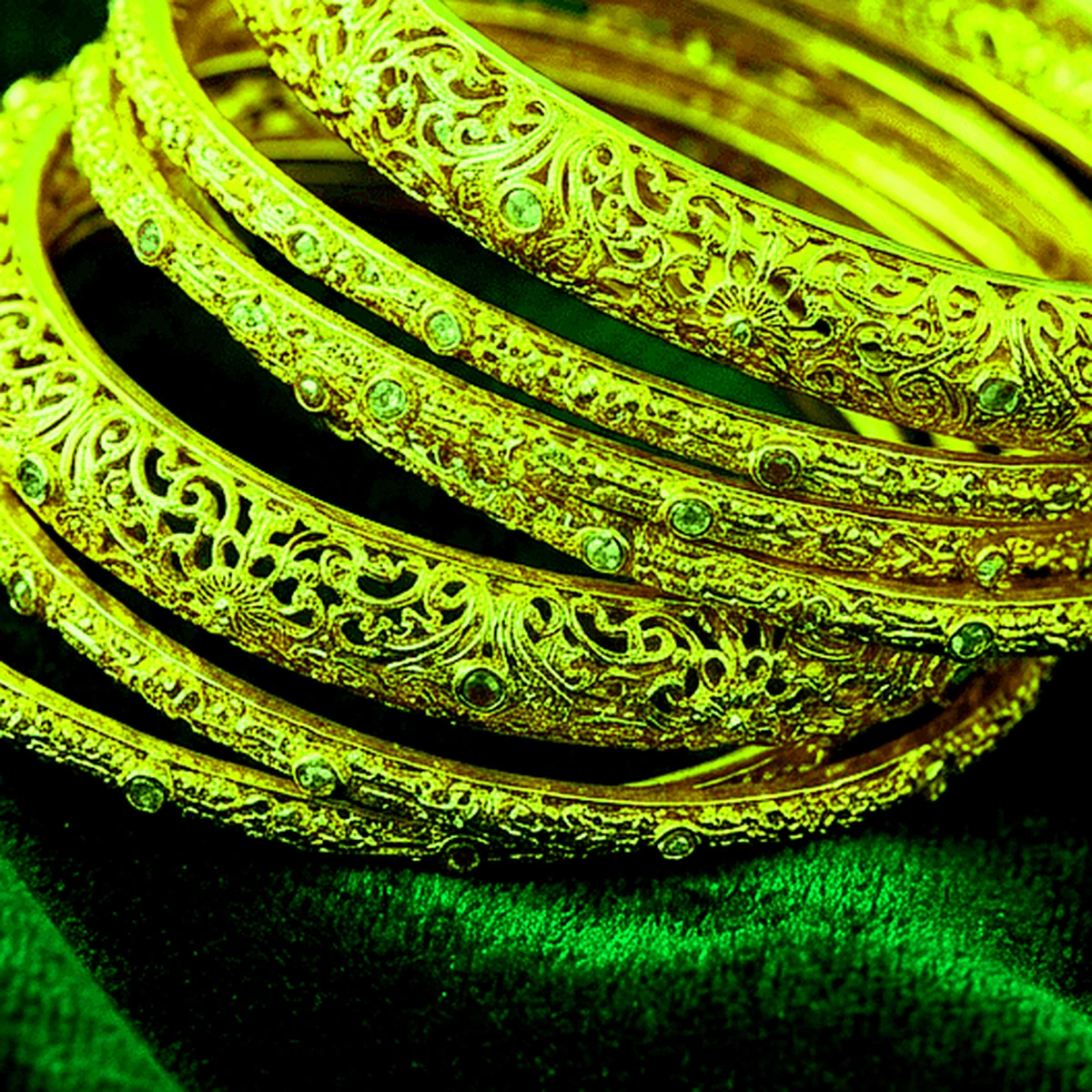 Kerala Palakka Bangles - Macro Detail View